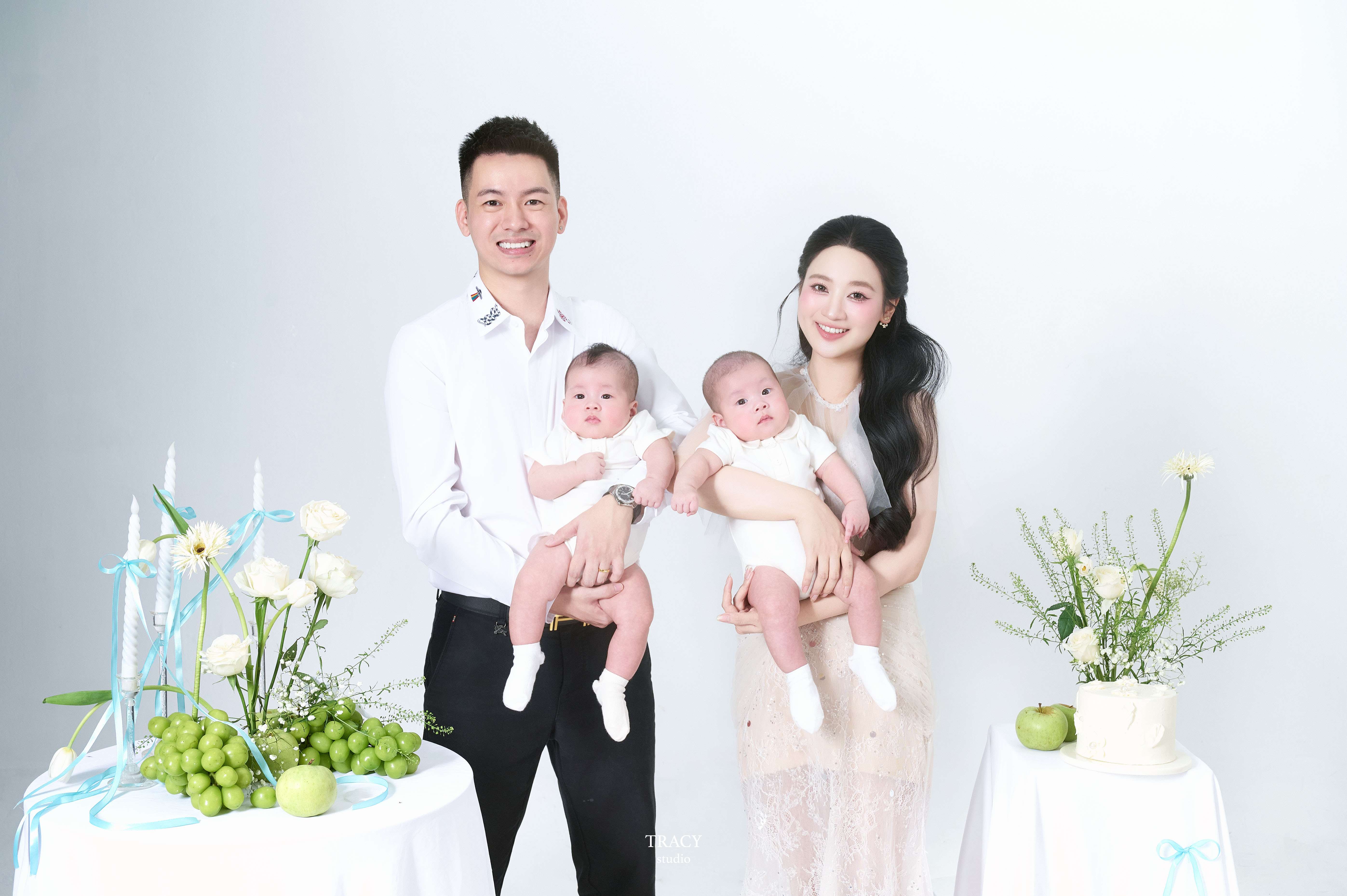 frontend/img/gallery/anh-gia-dinh/tracy-studio-chup-concept-gia-dinh-thoc-gao (6).jpg